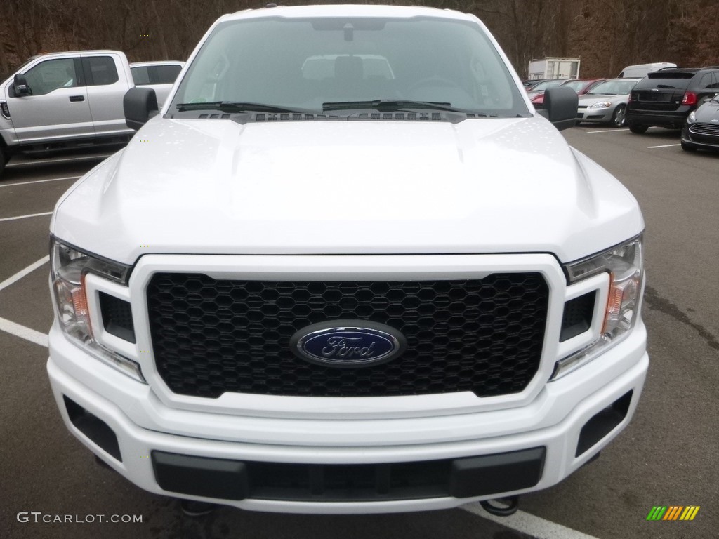 2019 F150 STX SuperCab 4x4 - Oxford White / Earth Gray photo #6