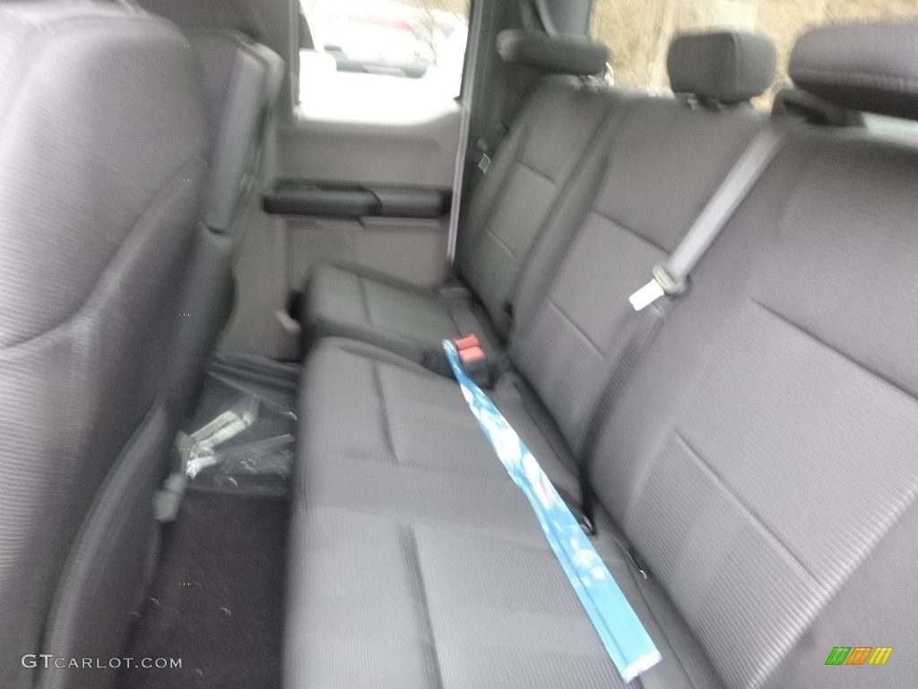 2019 F150 STX SuperCab 4x4 - Oxford White / Earth Gray photo #11