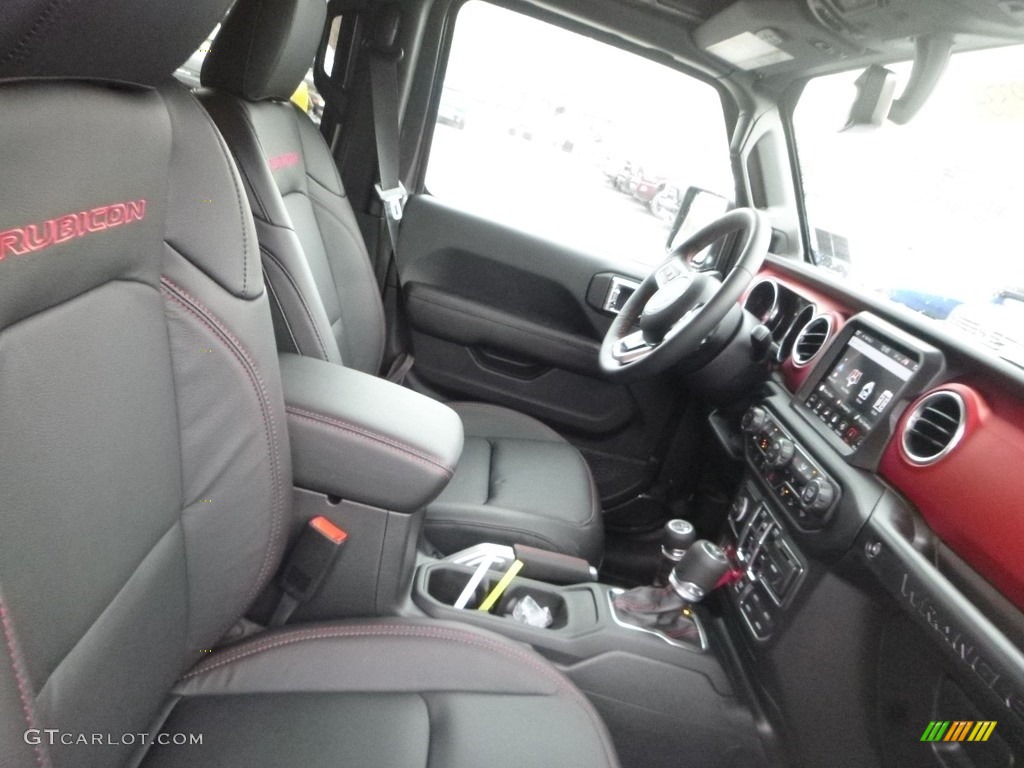 2019 Jeep Wrangler Unlimited Rubicon 4x4 Front Seat Photo #130790973