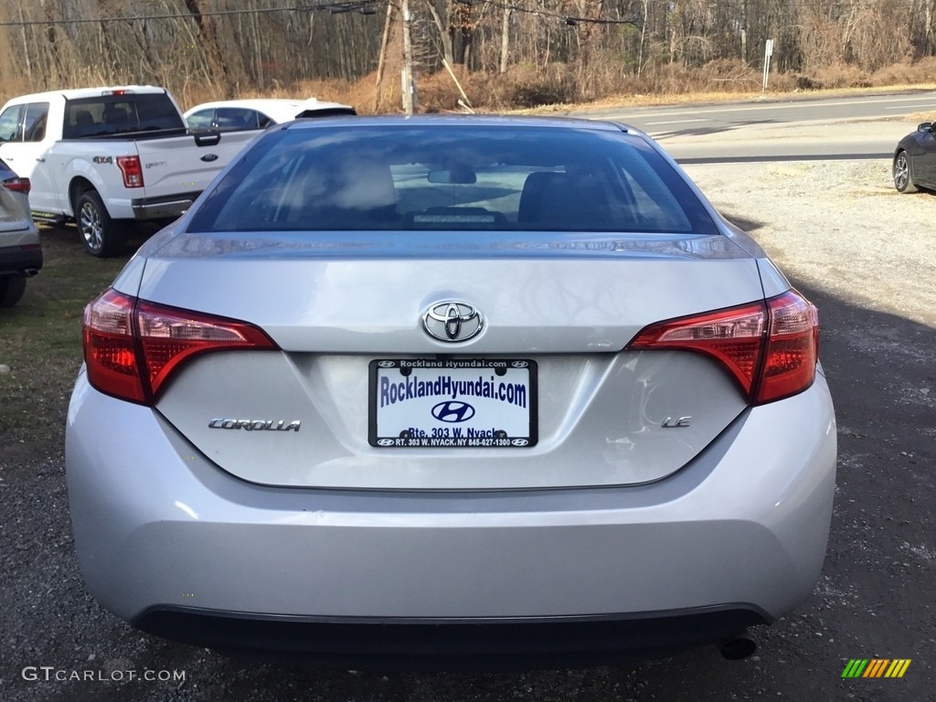 2017 Corolla LE - Falcon Gray Metallic / Ash Gray photo #5