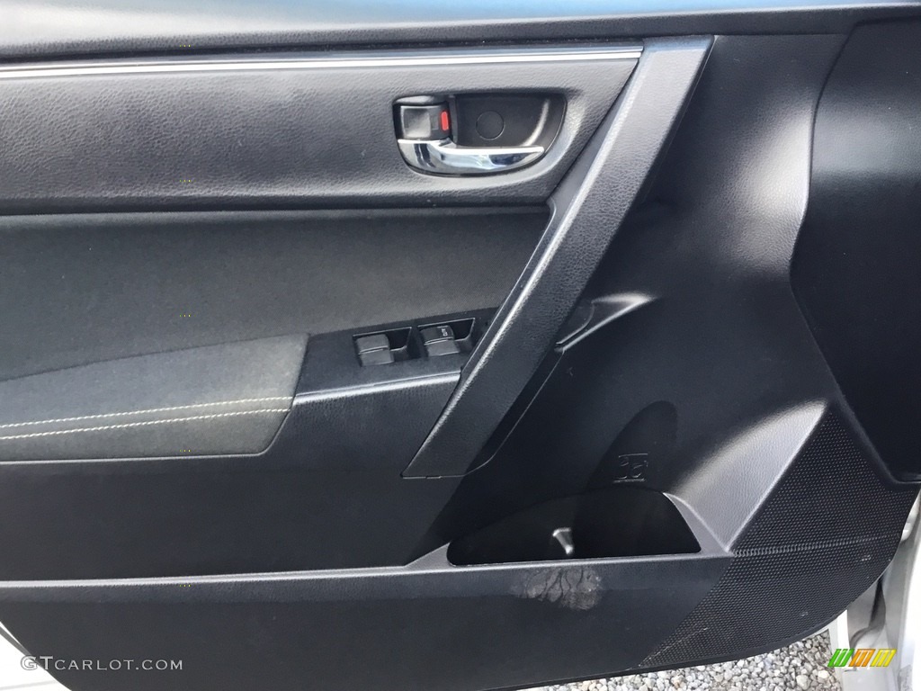 2017 Corolla LE - Falcon Gray Metallic / Ash Gray photo #8