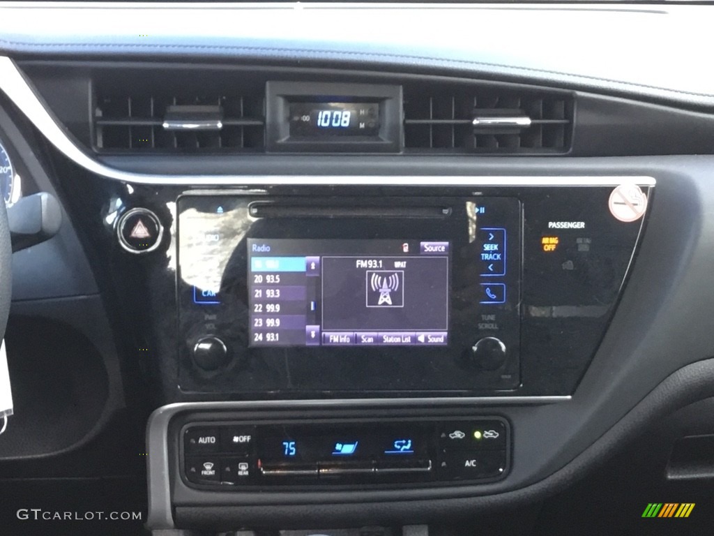 2017 Corolla LE - Falcon Gray Metallic / Ash Gray photo #13
