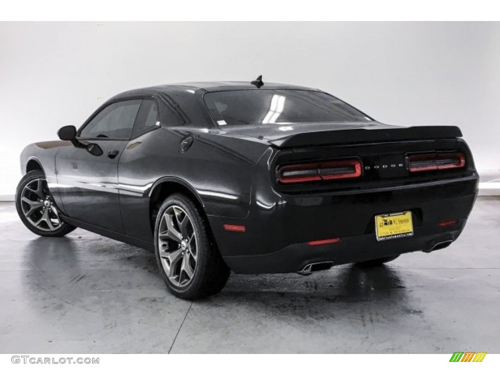 2017 Challenger SXT - Pitch Black / Black photo #10