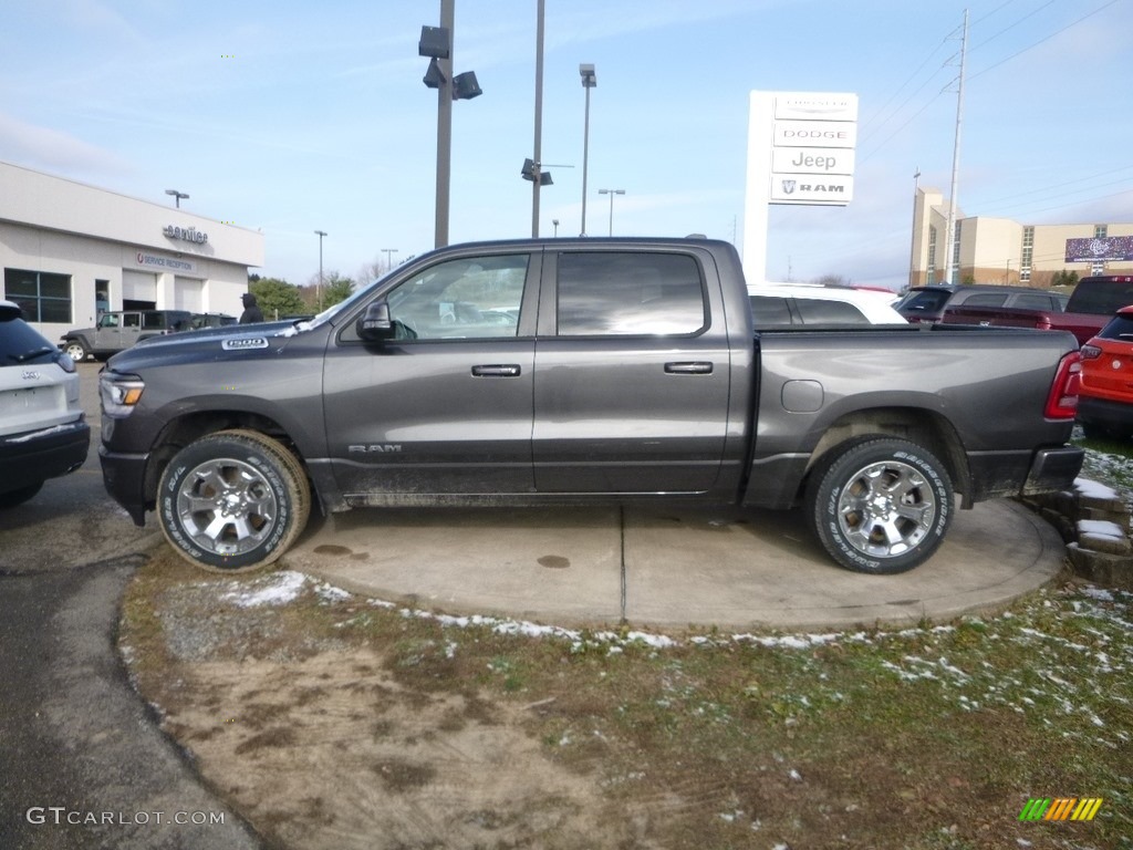 2019 1500 Big Horn Crew Cab 4x4 - Granite Crystal Metallic / Black photo #3