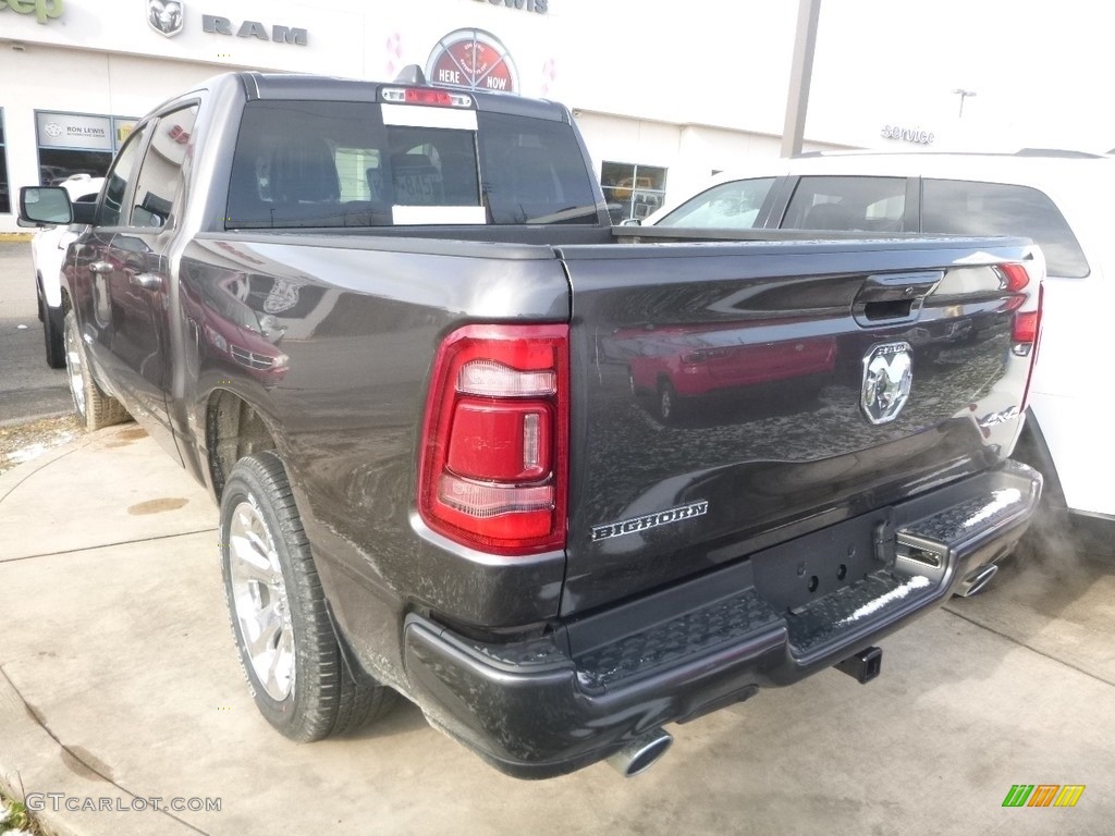 2019 1500 Big Horn Crew Cab 4x4 - Granite Crystal Metallic / Black photo #4
