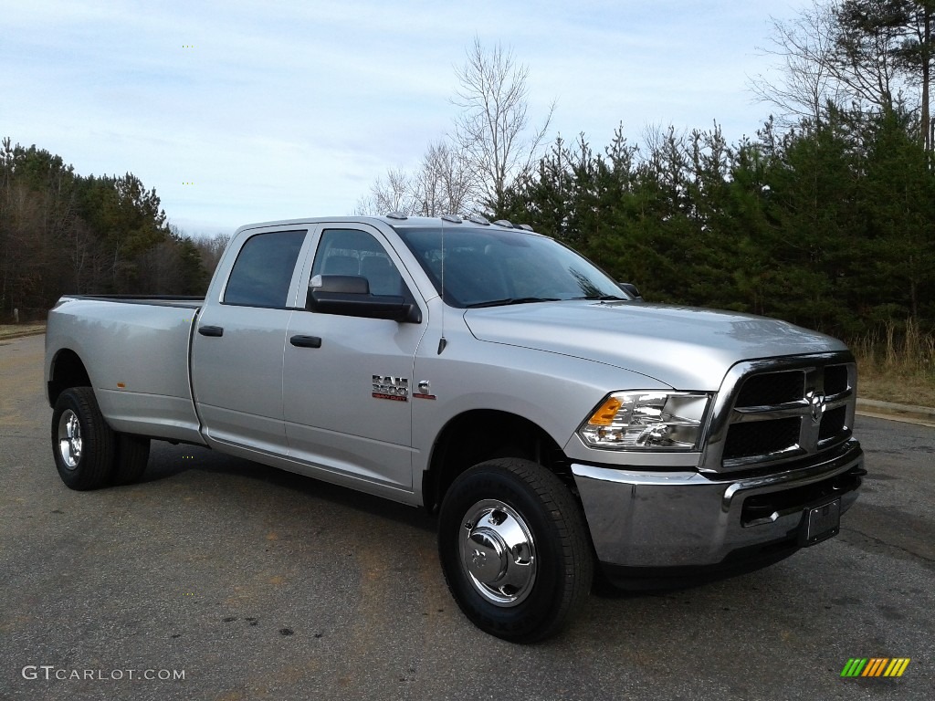 2018 3500 Tradesman Crew Cab 4x4 Dual Rear Wheel - Bright Silver Metallic / Black/Diesel Gray photo #4