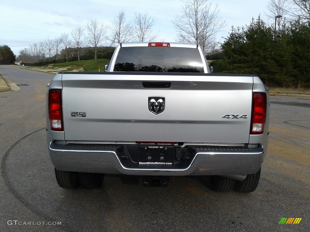 2018 3500 Tradesman Crew Cab 4x4 Dual Rear Wheel - Bright Silver Metallic / Black/Diesel Gray photo #7