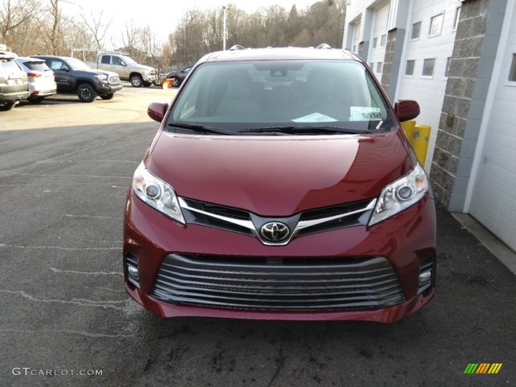 2019 Sienna XLE - Salsa Red Pearl / Dark Bisque photo #8