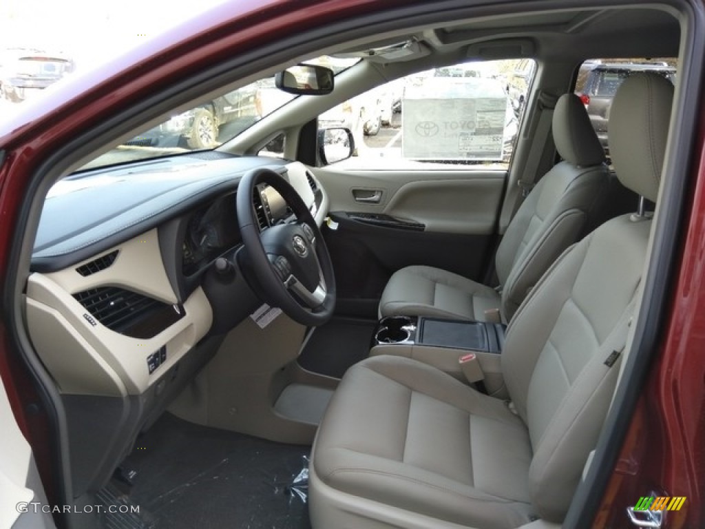 Dark Bisque Interior 2019 Toyota Sienna XLE Photo #130804335