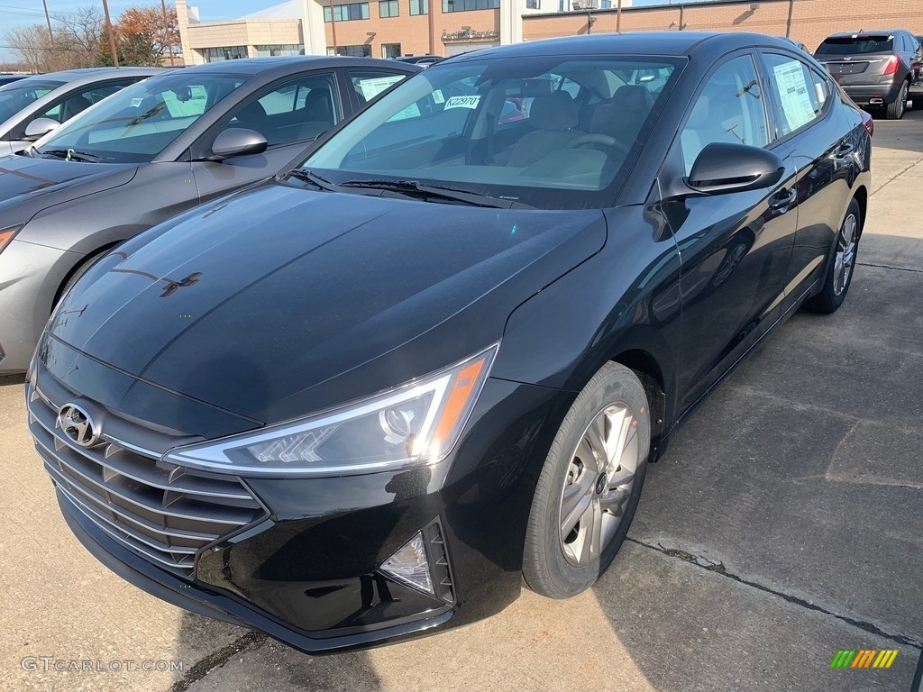 2019 Elantra SEL - Phantom Black / Black photo #1