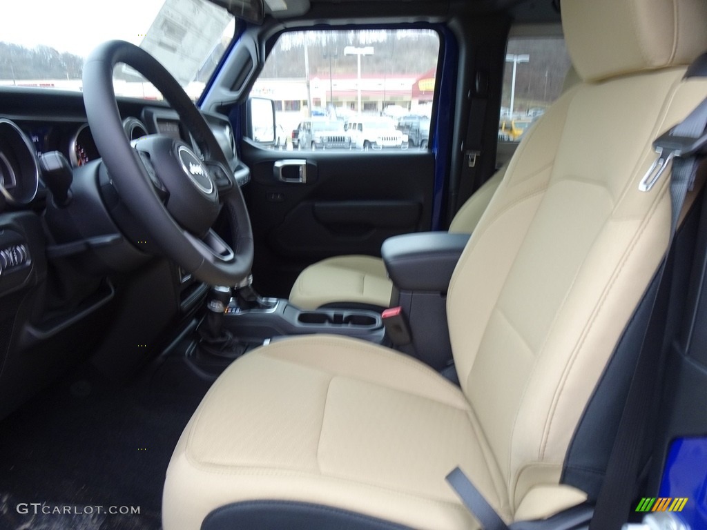 2019 Jeep Wrangler Sport 4x4 Front Seat Photo #130809348