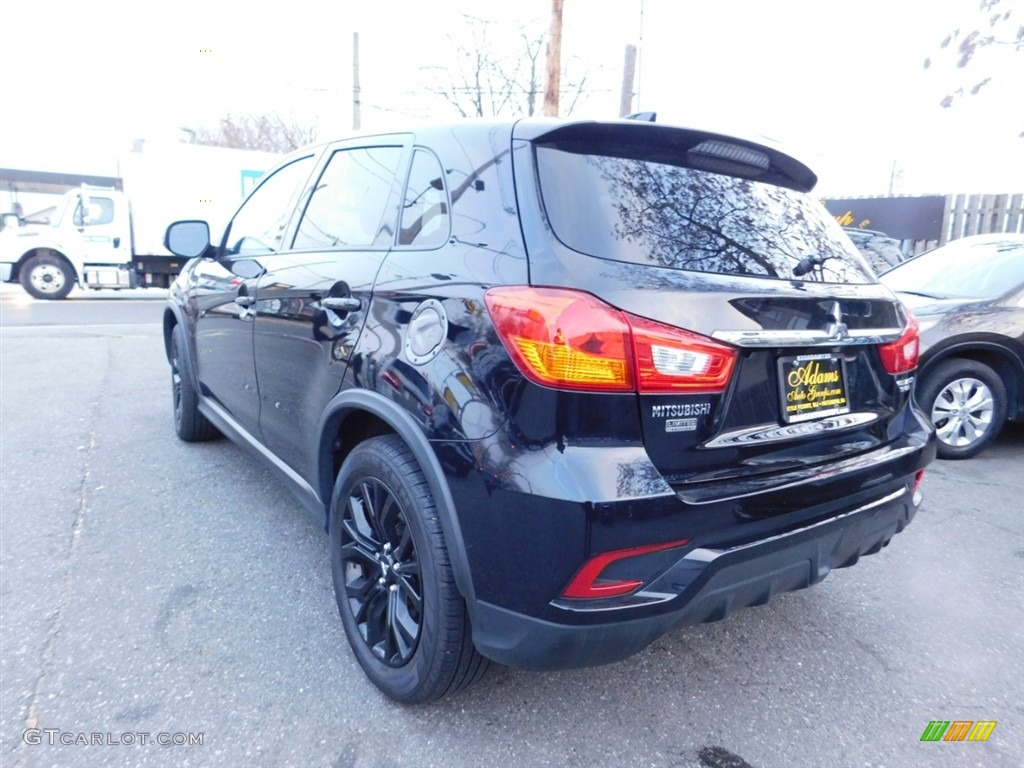 2018 Outlander Sport ES AWC - Labrador Black Metallic / Black photo #8