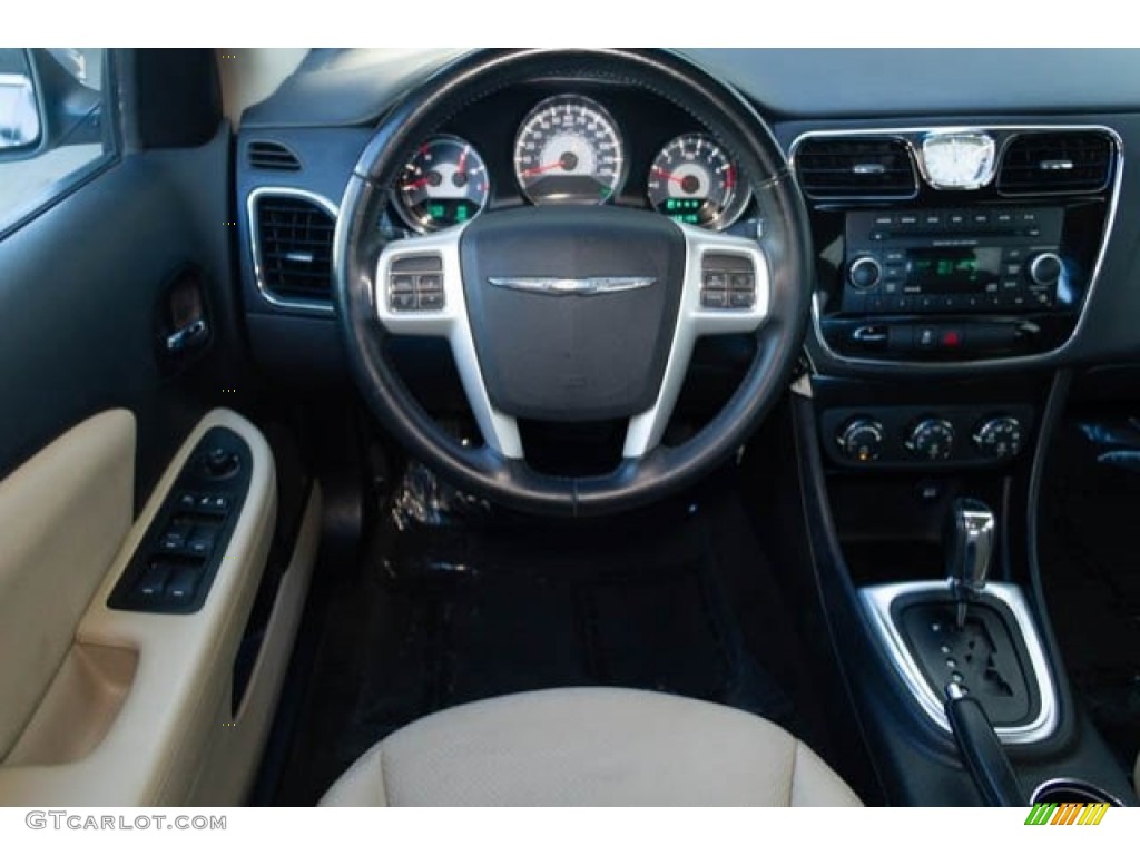 2014 200 Touring Sedan - Billet Silver Metallic / Black photo #5