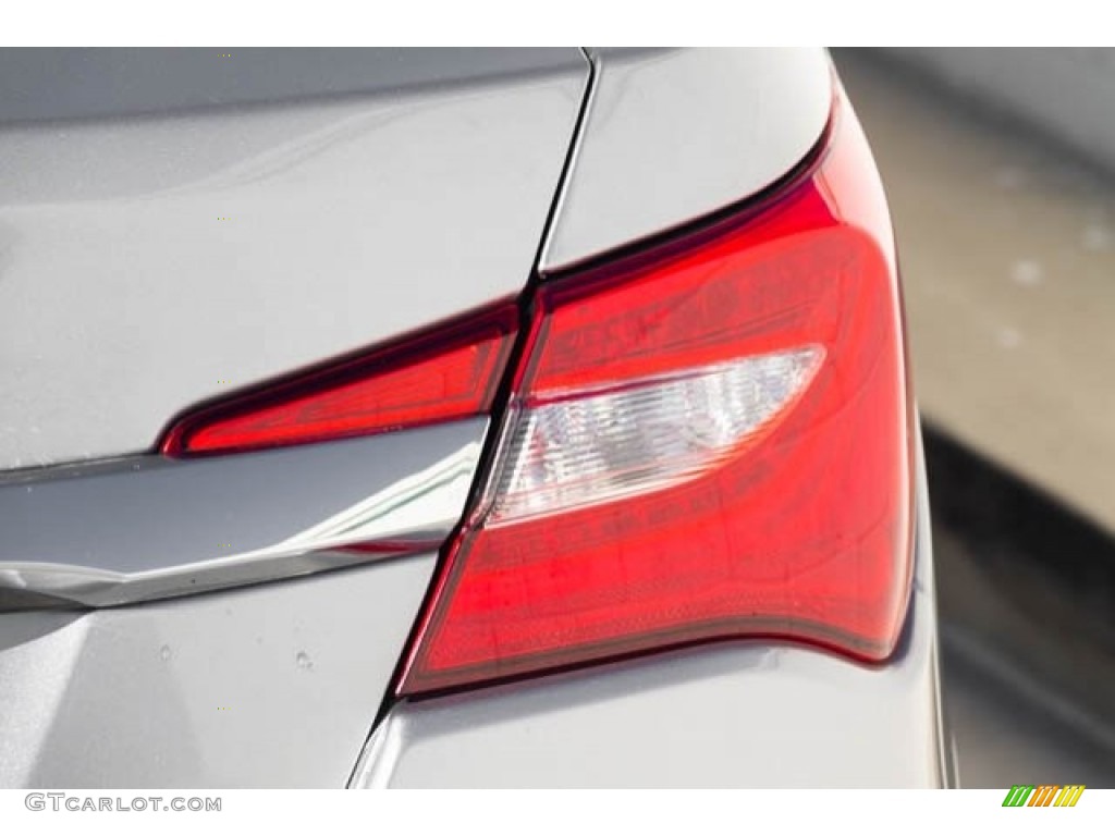 2014 200 Touring Sedan - Billet Silver Metallic / Black photo #12