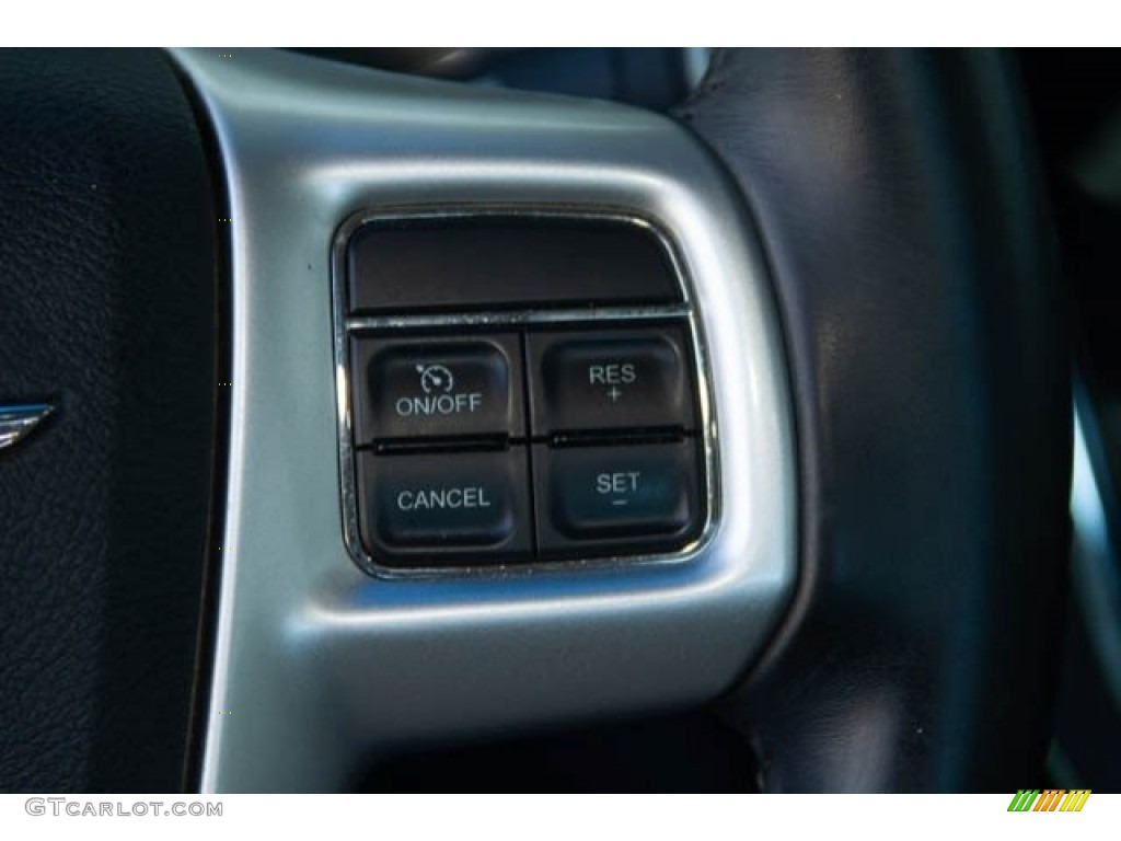 2014 200 Touring Sedan - Billet Silver Metallic / Black photo #16