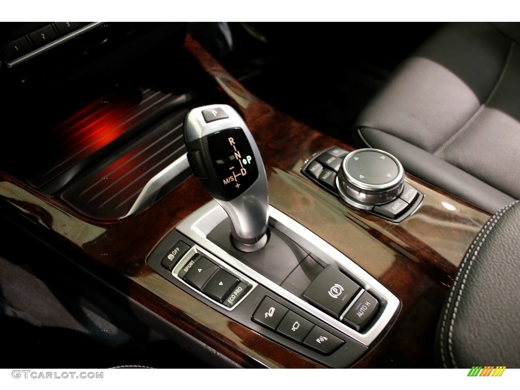 2016 X3 xDrive28i - Mineral White Metallic / Black photo #11