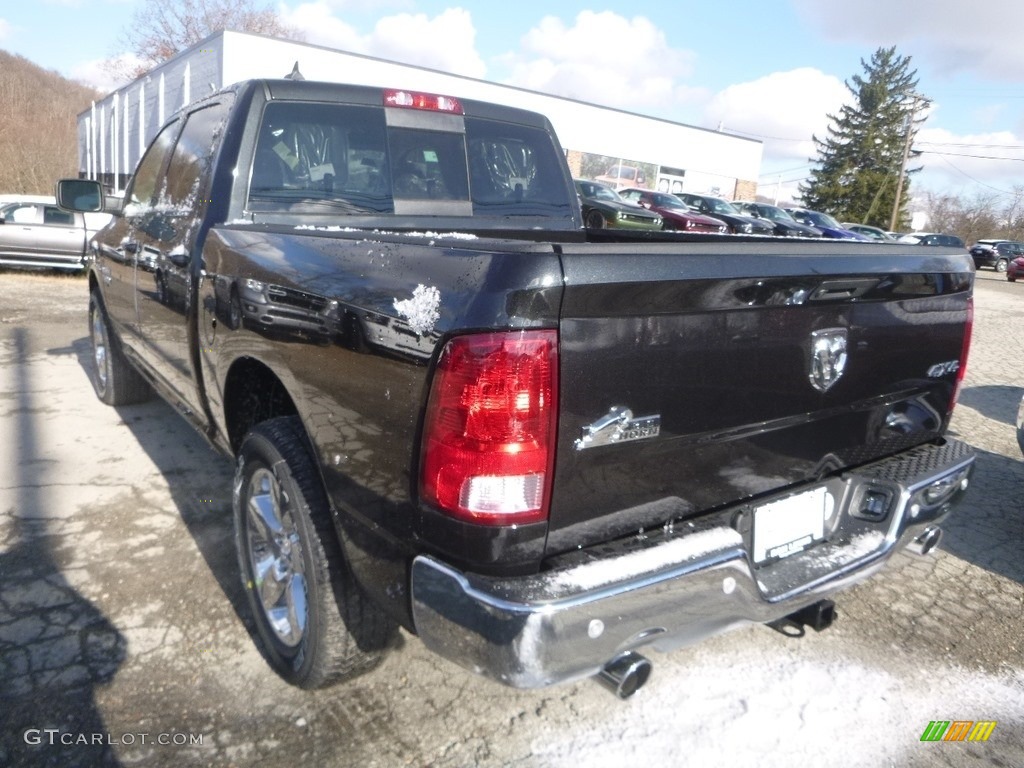 2019 1500 Classic Big Horn Crew Cab 4x4 - Brilliant Black Crystal Pearl / Black/Diesel Gray photo #3