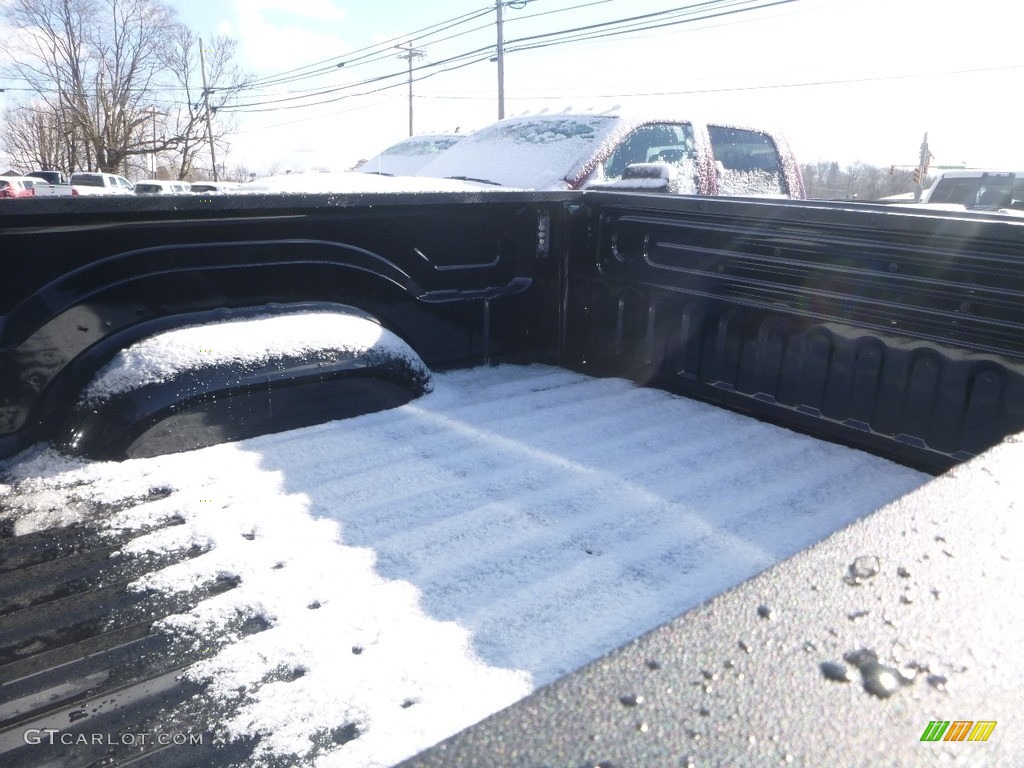 2019 1500 Classic Big Horn Crew Cab 4x4 - Brilliant Black Crystal Pearl / Black/Diesel Gray photo #11