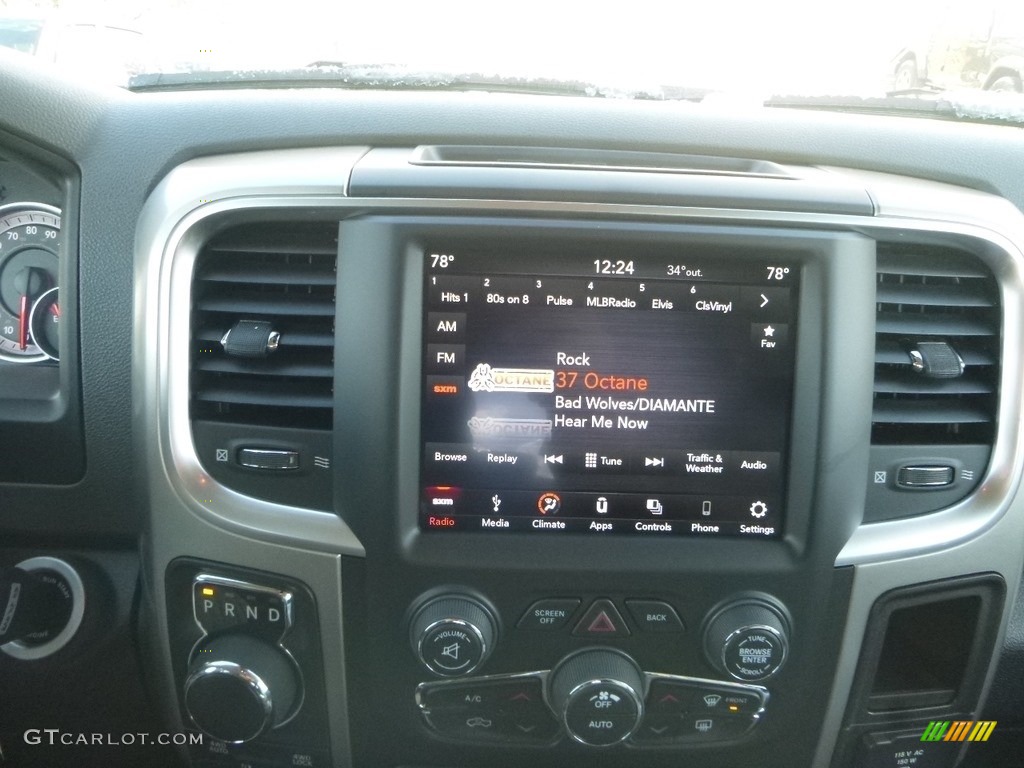 2019 1500 Classic Big Horn Crew Cab 4x4 - Brilliant Black Crystal Pearl / Black/Diesel Gray photo #16