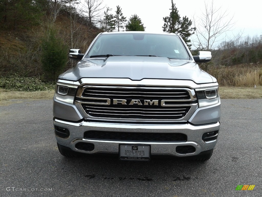 2019 1500 Laramie Crew Cab 4x4 - Billett Silver Metallic / Black photo #3