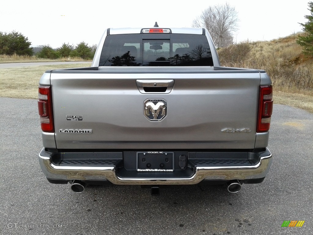 2019 1500 Laramie Crew Cab 4x4 - Billett Silver Metallic / Black photo #7