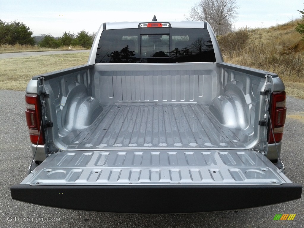2019 1500 Laramie Crew Cab 4x4 - Billett Silver Metallic / Black photo #12