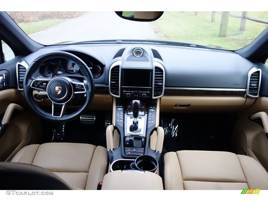 2016 Porsche Cayenne S Black/Luxor Beige Dashboard Photo #130831140