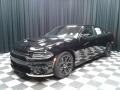Pitch Black - Charger R/T Photo No. 2