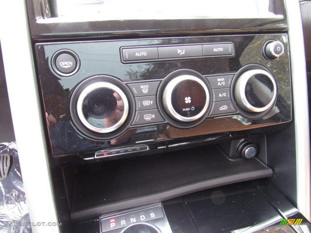 2019 Land Rover Discovery HSE Controls Photo #130836963