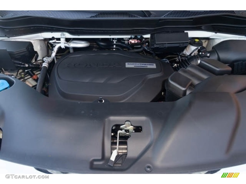 2019 Honda Pilot Touring Engine Photos
