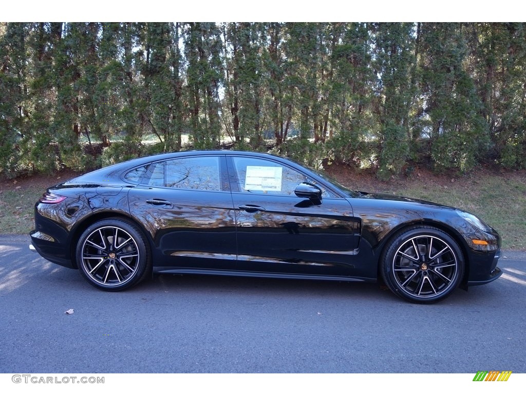 Black 2018 Porsche Panamera 4 Exterior Photo #130840547
