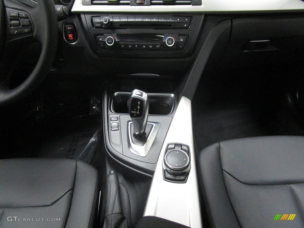 2015 3 Series 320i xDrive Sedan - Alpine White / Black photo #27