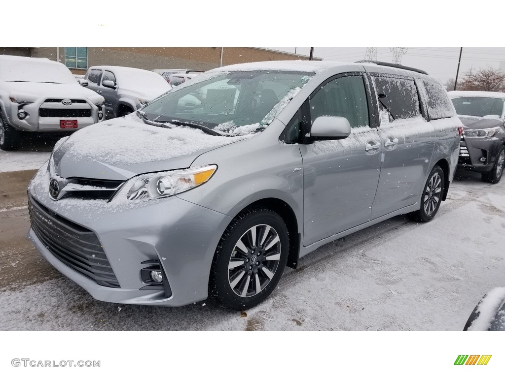 2019 Sienna XLE - Celestial Silver Metallic / Ash photo #1