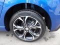 2019 Chevrolet Cruze LT Hatchback Wheel and Tire Photo