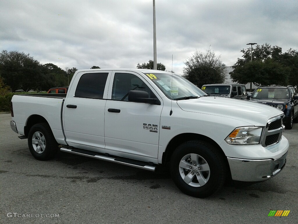 Bright White 2019 Ram 1500 Classic Tradesman Crew Cab Exterior Photo #130850979