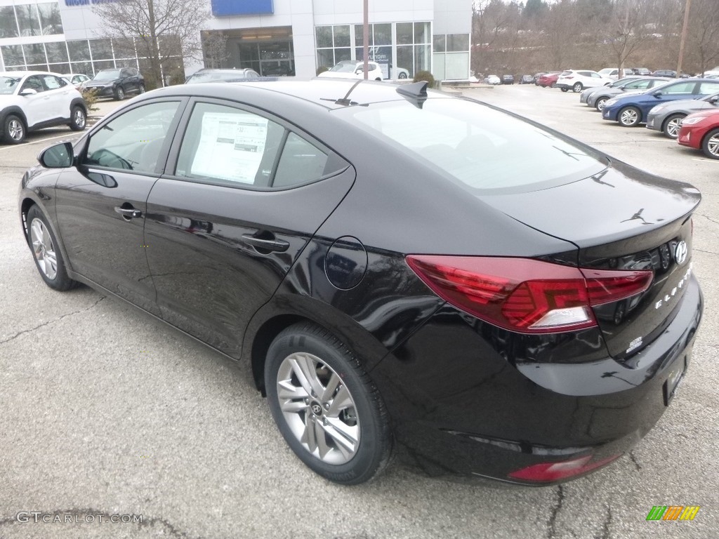 2019 Elantra SEL - Phantom Black / Black photo #6