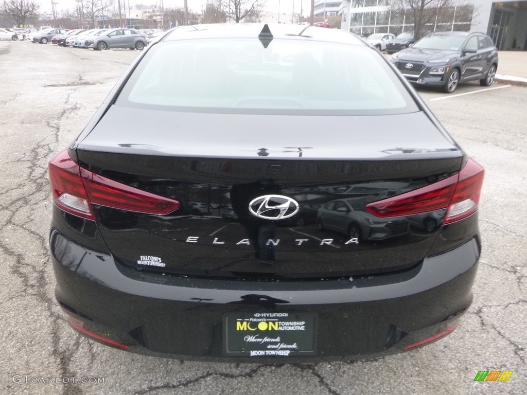 2019 Elantra SEL - Phantom Black / Black photo #7