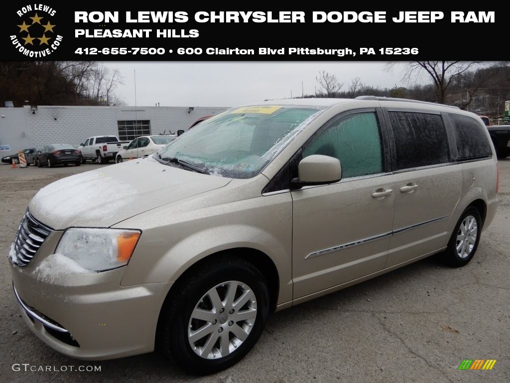 2014 Town & Country Touring - Cashmere Pearl / Dark Frost Beige/Medium Frost Beige photo #1