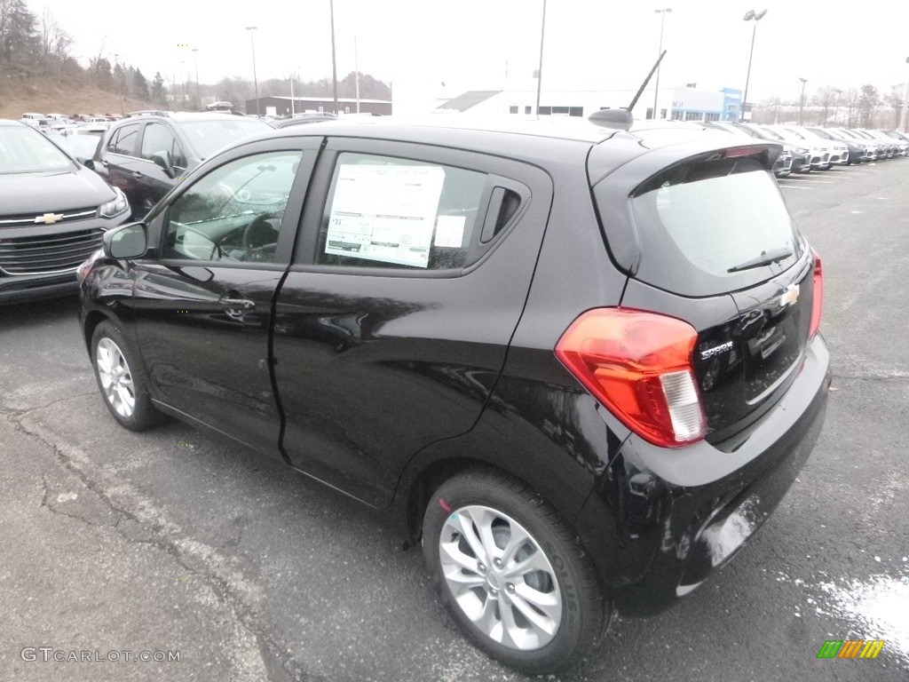 2019 Spark LT - Mosaic Black / Jet Black photo #3