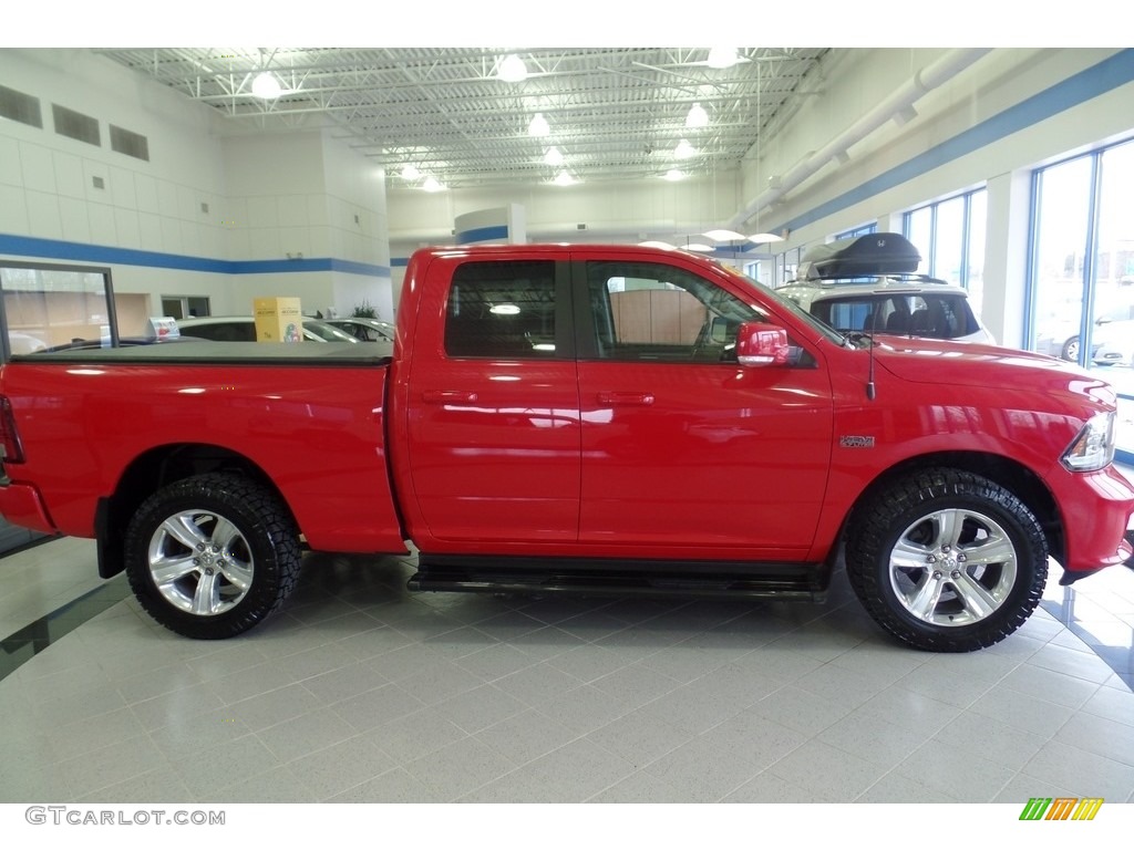 2014 1500 Sport Quad Cab 4x4 - Flame Red / Black photo #5