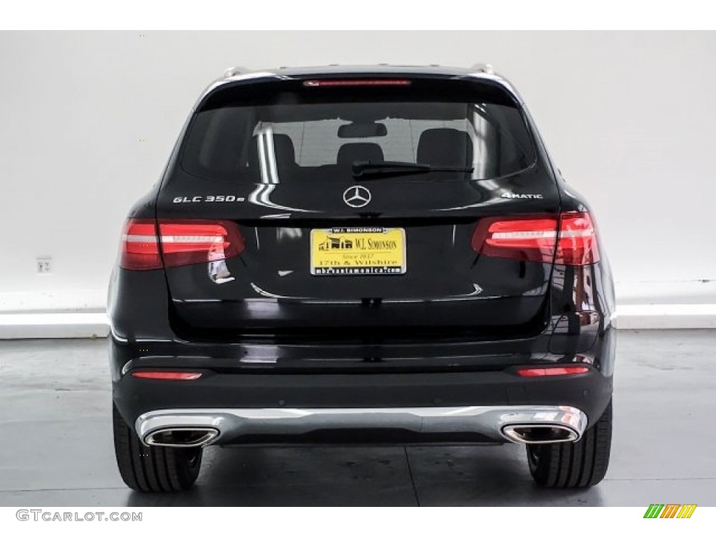 2019 GLC 350e 4Matic - Black / Silk Beige/Black photo #3