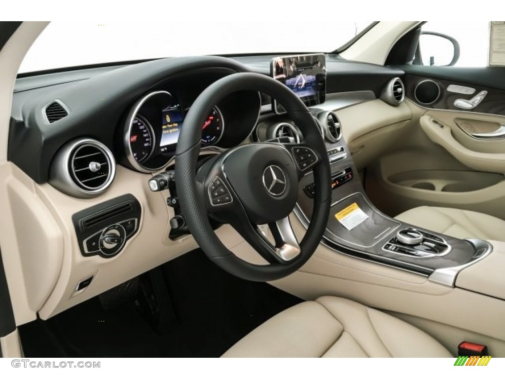 Silk Beige/Black Interior 2019 Mercedes-Benz GLC 350e 4Matic Photo #130869972