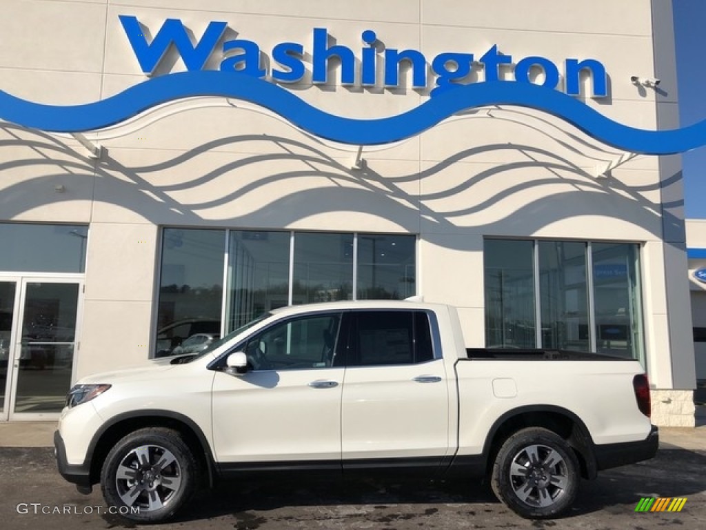 2019 Ridgeline RTL-E AWD - White Diamond Pearl / Black photo #1