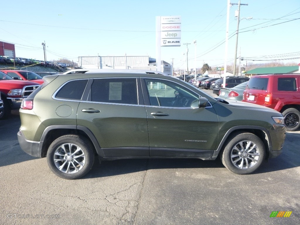 2019 Cherokee Latitude Plus - Olive Green Pearl / Black photo #7