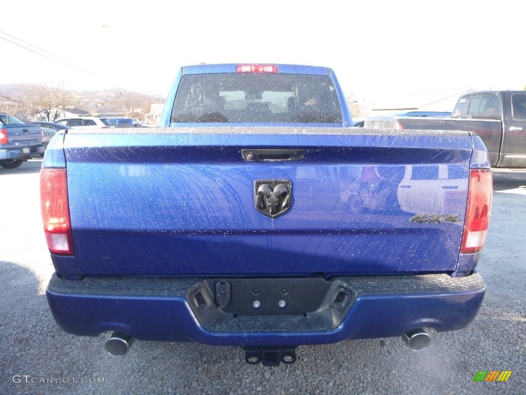 2019 1500 Classic Express Quad Cab 4x4 - Blue Streak Pearl / Black/Diesel Gray photo #4