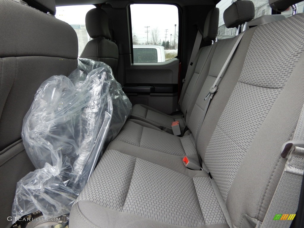 2019 F250 Super Duty XLT SuperCab 4x4 - Ruby Red / Earth Gray photo #7