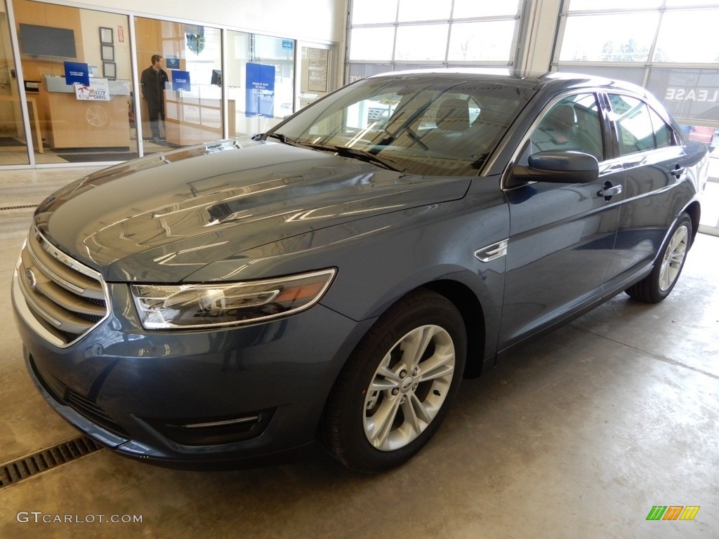 2019 Taurus SEL AWD - Blue Metallic / Charcoal Black photo #4