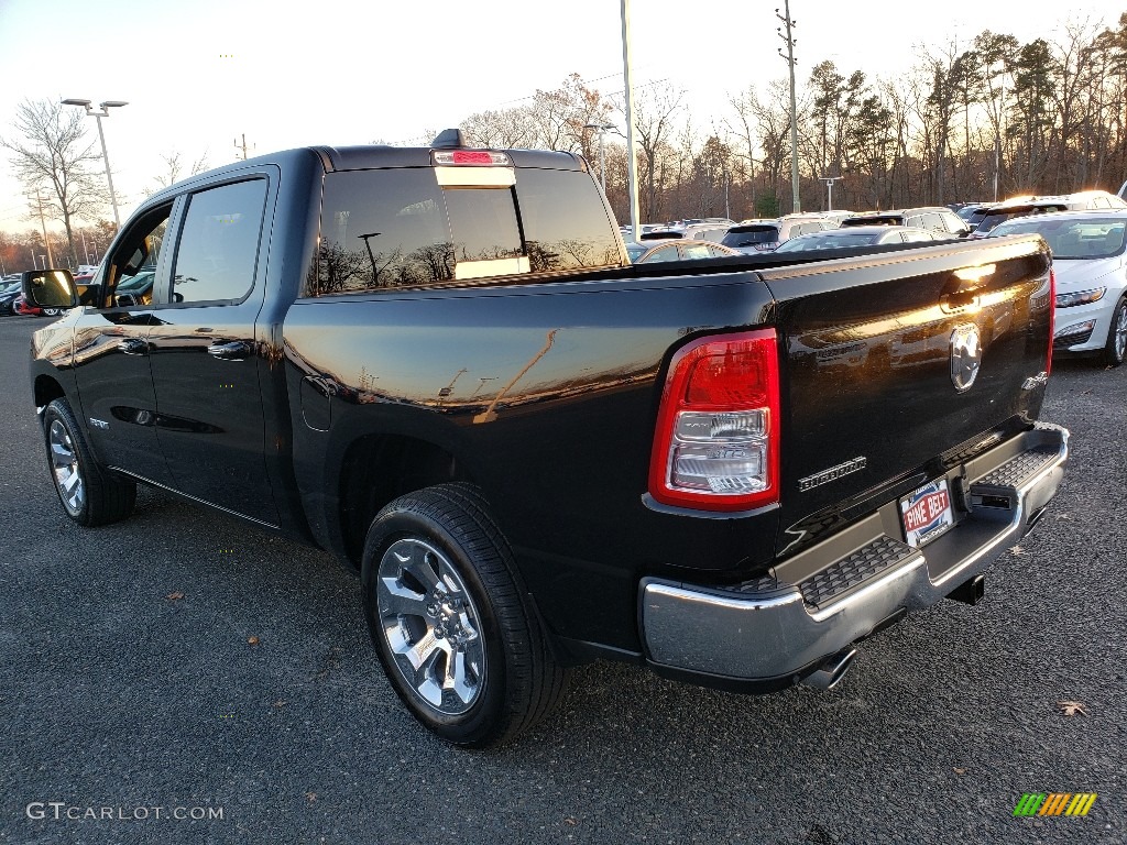 2019 1500 Big Horn Crew Cab 4x4 - Diamond Black Crystal Pearl / Black photo #4