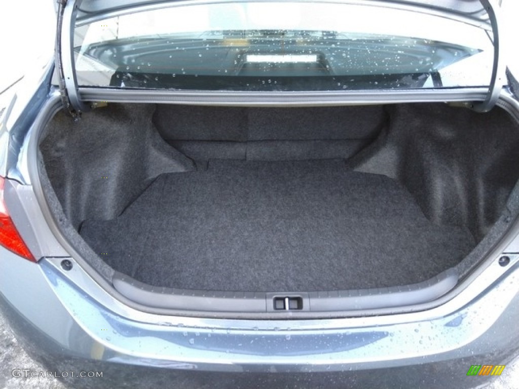 2019 Toyota Corolla LE Trunk Photos