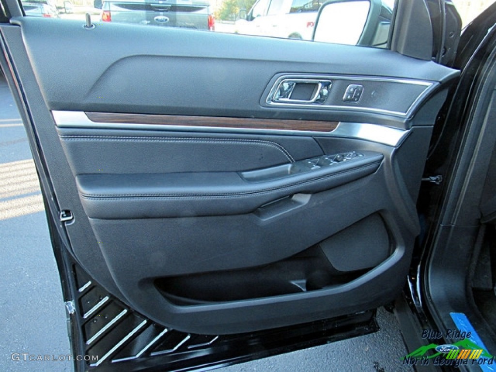 2018 Explorer Limited 4WD - Shadow Black / Ebony Black photo #26